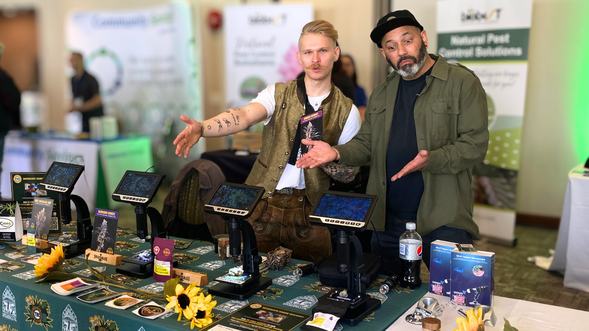 Collection of How to use a microscope as a Cannabis Producer? in a gallery layout